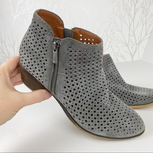 LUCKY BRAND Bayley Gray Perforated Ankle Boot Bootie 8.5 - Picture 4 of 11